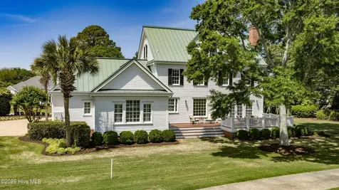 2240 Deepwood Drive Wilmington NC 28405