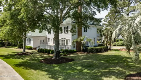 2240 Deepwood Drive Wilmington NC 28405