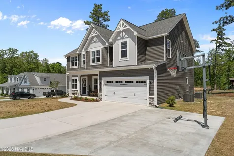 4025 Silver Lane West End NC 27376