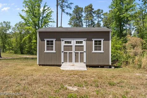 4025 Silver Lane West End NC 27376