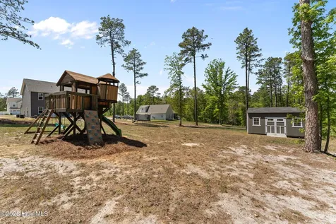 4025 Silver Lane West End NC 27376