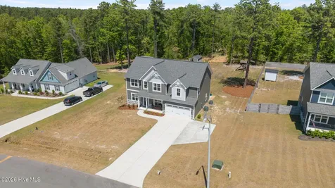 4025 Silver Lane West End NC 27376