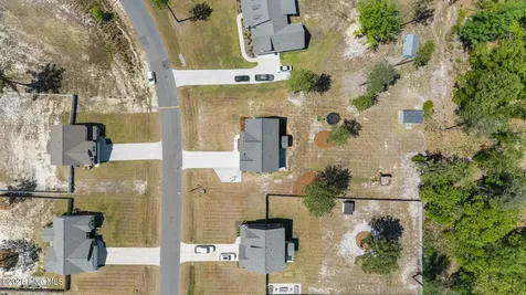 4025 Silver Lane West End NC 27376