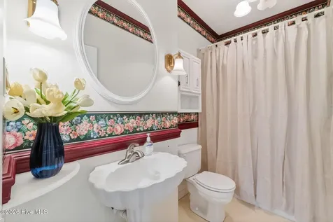 301 E Stanley Street Four Oaks NC 27524