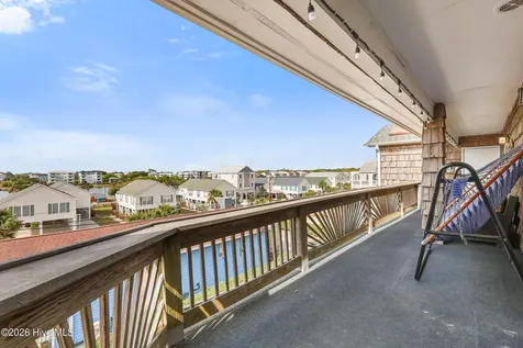 306 Lake Park Boulevard S Carolina Beach NC 28428