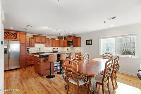 306 Lake Park Boulevard S Carolina Beach NC 28428
