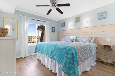 1904 E Fort Macon Road Atlantic Beach NC 28512