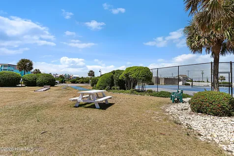 1904 E Fort Macon Road Atlantic Beach NC 28512