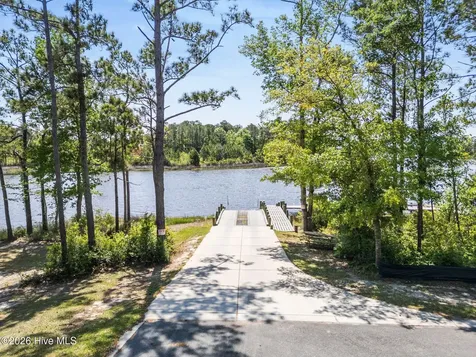 121 Starkey Creek Drive Peletier NC 28584