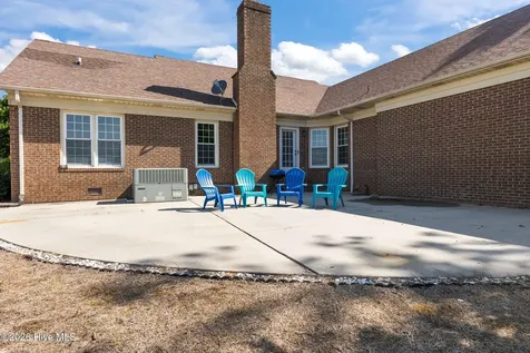 203 White Oak Church Road Clinton NC 28328