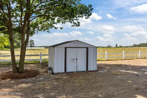 203 White Oak Church Road Clinton NC 28328