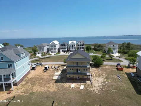 742 Cannonsgate Drive Newport NC 28570