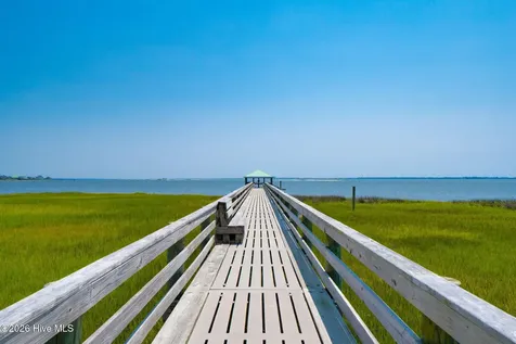 742 Cannonsgate Drive Newport NC 28570