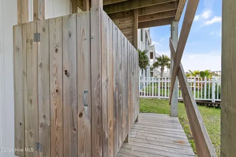 177 Atkinson Road Surf City NC 28445