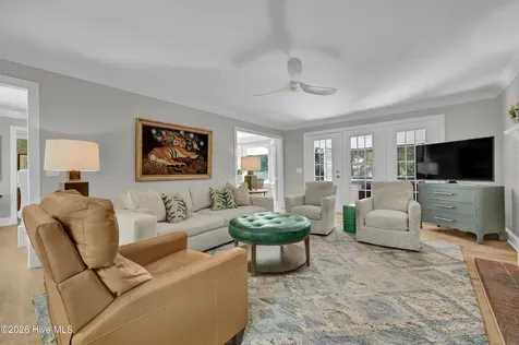 6617 Windingwood Lane Wilmington NC 28411