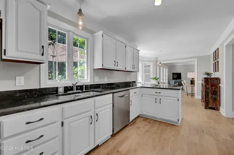 6617 Windingwood Lane Wilmington NC 28411