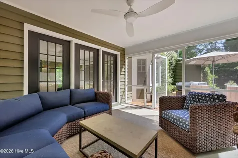 6617 Windingwood Lane Wilmington NC 28411