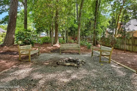 6617 Windingwood Lane Wilmington NC 28411