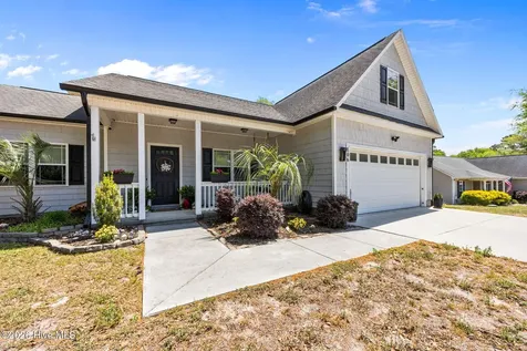 106 Wild Oak Drive Bogue NC 28570