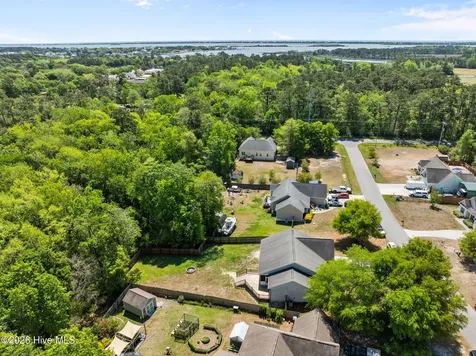 106 Wild Oak Drive Bogue NC 28570