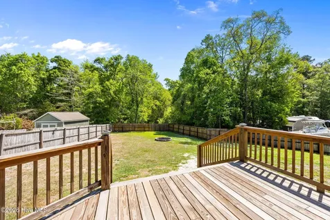 106 Wild Oak Drive Bogue NC 28570