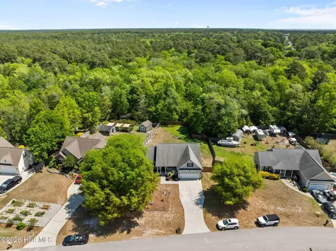106 Wild Oak Drive Bogue NC 28570