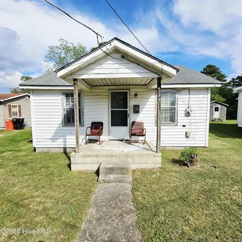 1314 Moore Street Elizabeth City NC 27909