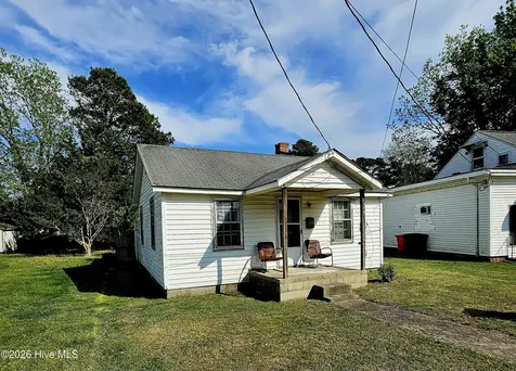 1314 Moore Street Elizabeth City NC 27909