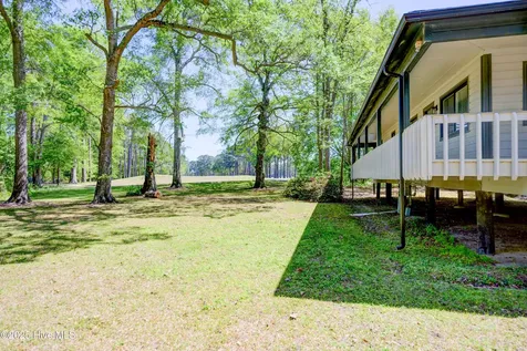 7 Linksiders Road New Bern NC 28562
