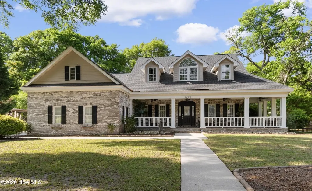 1308 Harbour Watch SW Calabash NC 28467