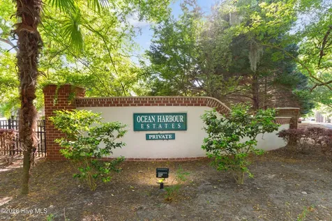1308 Harbour Watch SW Calabash NC 28467