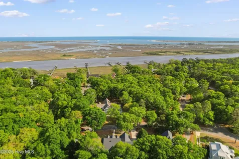 1308 Harbour Watch SW Calabash NC 28467