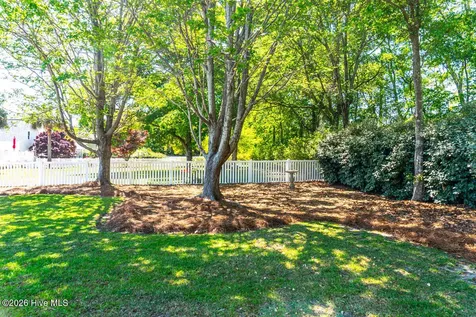 112 Magens Way Cedar Point NC 28584