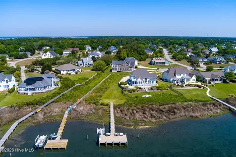 112 Magens Way Cedar Point NC 28584