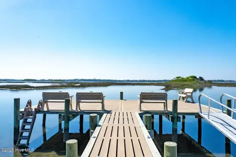 112 Magens Way Cedar Point NC 28584