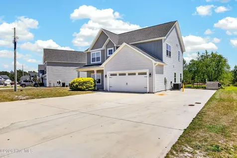 412 Elgin Road Hubert NC 28539