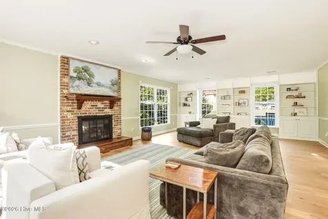 121 Gull Harbor Drive Newport NC 28570