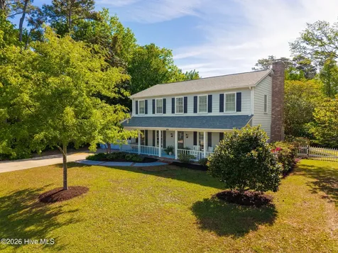 121 Gull Harbor Drive Newport NC 28570