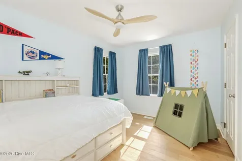 121 Gull Harbor Drive Newport NC 28570