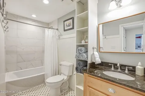 121 Gull Harbor Drive Newport NC 28570