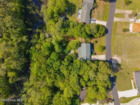 121 Gull Harbor Drive Newport NC 28570