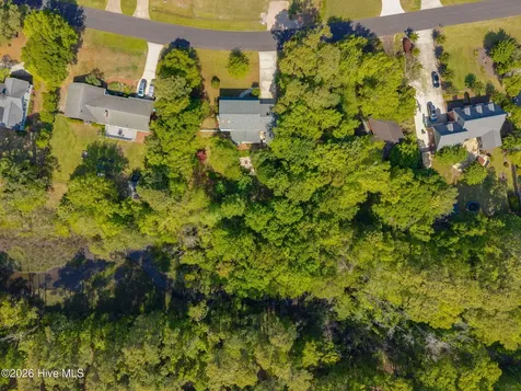 121 Gull Harbor Drive Newport NC 28570