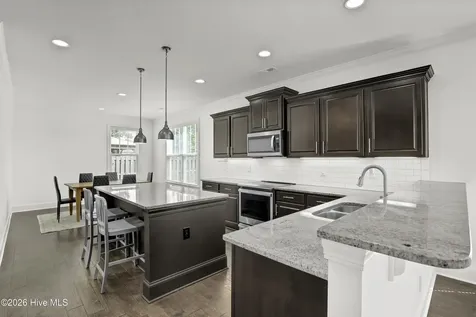 204 Waldorf Way Hampstead NC 28443