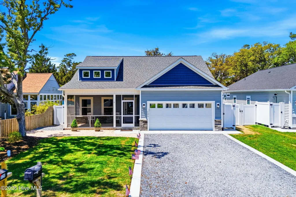 121 NW 12th Street Oak Island NC 28465