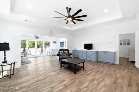 121 NW 12th Street Oak Island NC 28465
