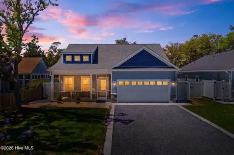 121 NW 12th Street Oak Island NC 28465