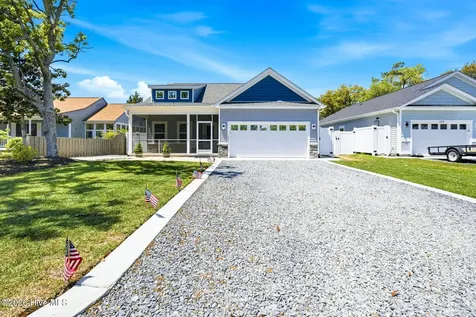 121 NW 12th Street Oak Island NC 28465