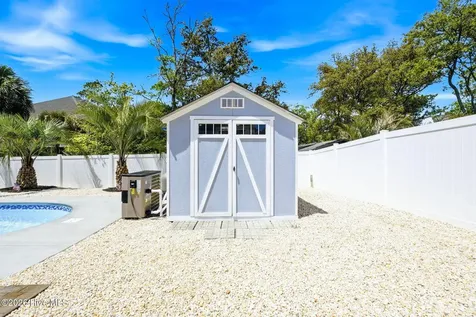 121 NW 12th Street Oak Island NC 28465