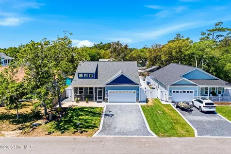 121 NW 12th Street Oak Island NC 28465