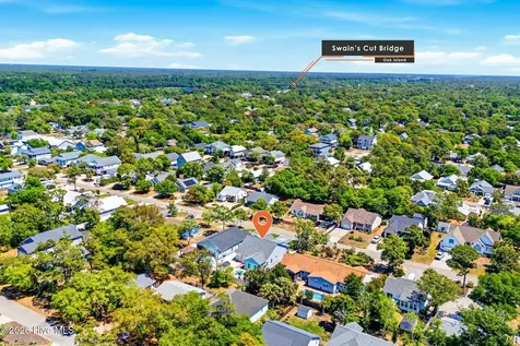121 NW 12th Street Oak Island NC 28465